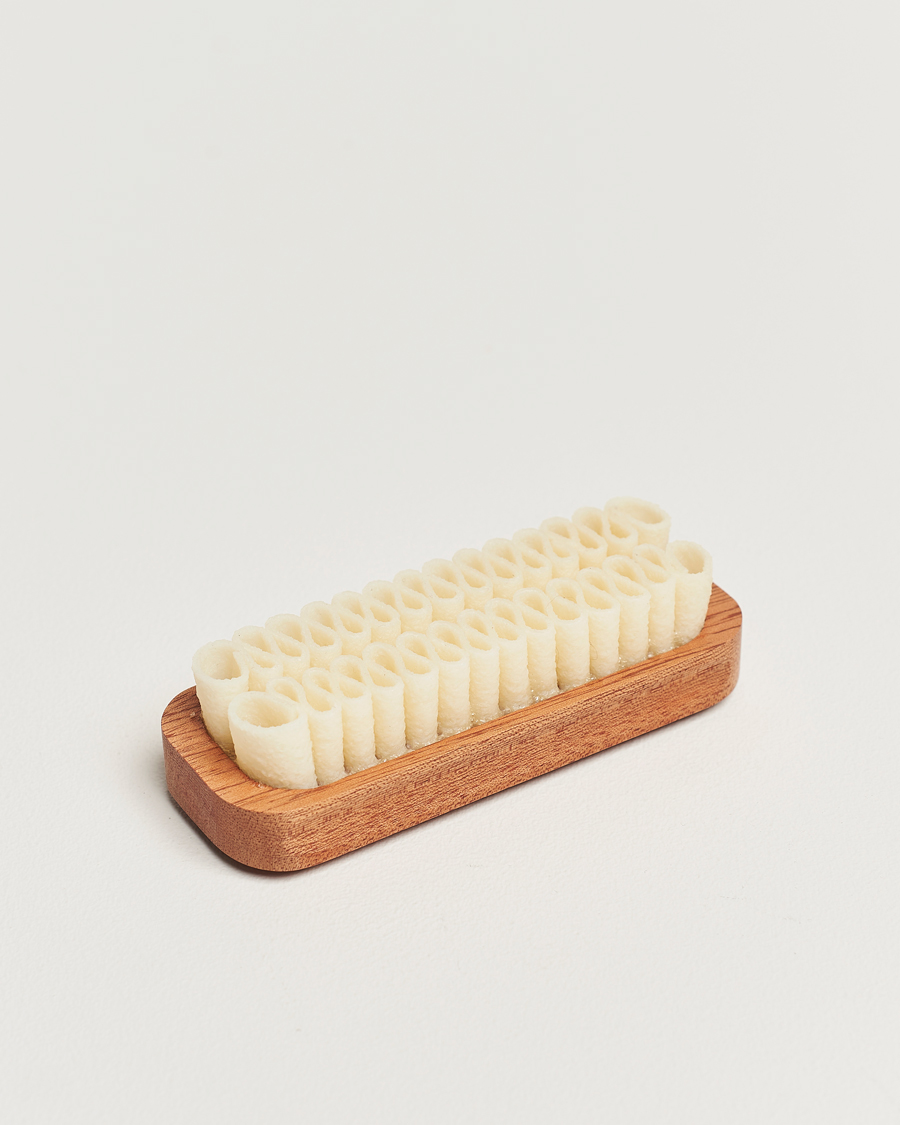 Mies | Lifestyle | Saphir Medaille d'Or | Crepe Suede Shoe Cleaning Brush Exotic Wood