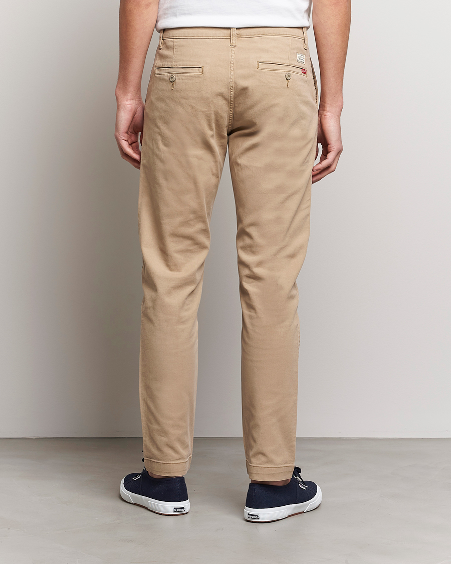 Mies | Housut | Levi\'s | Garment Dyed Stretch Chino Beige