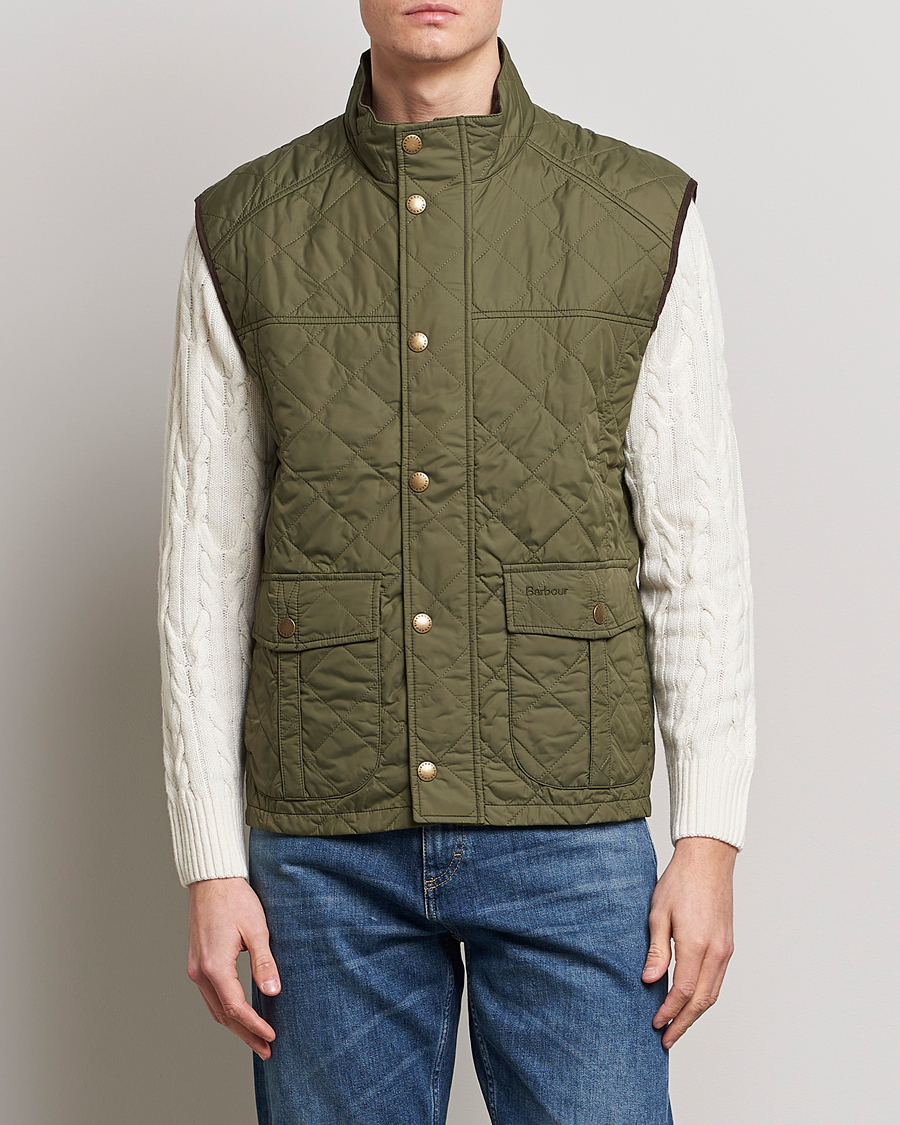 Mies | Best of British | Barbour Lifestyle | Explorer Gilet Mid Olive