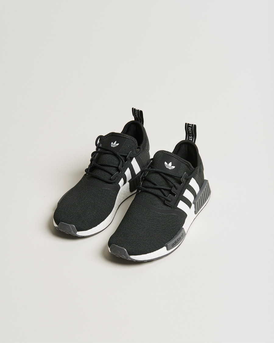 Mies | Citylenkkarit | adidas Originals | NMD R1 Sneaker Black