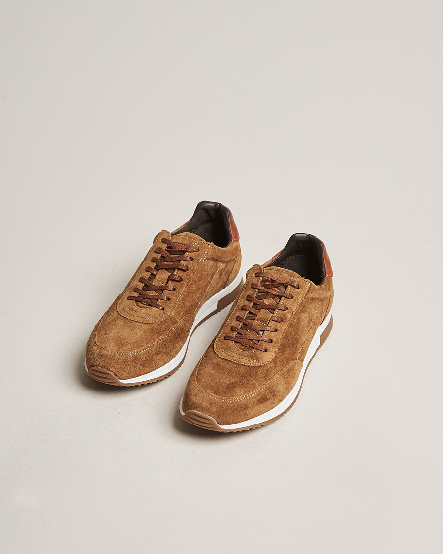 Mies | Kengät | Design Loake | Bannister Running Sneaker Tan Suede