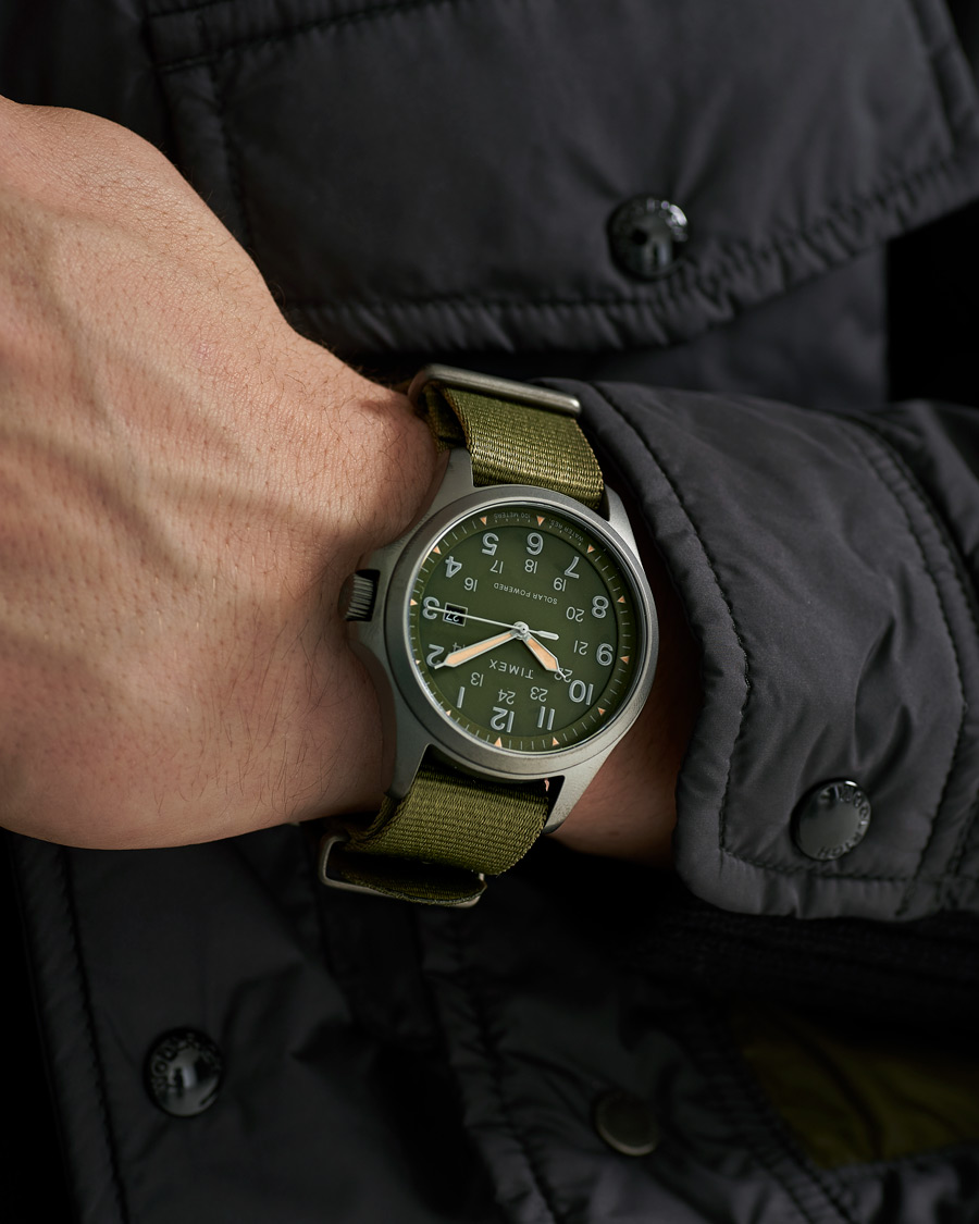 Mies | Kellot | Timex | Field Post Solar Watch 41mm Green Dial