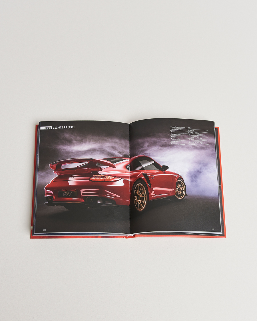Mies | Kotona viihtyvälle | New Mags | The Porsche 911 Book 
