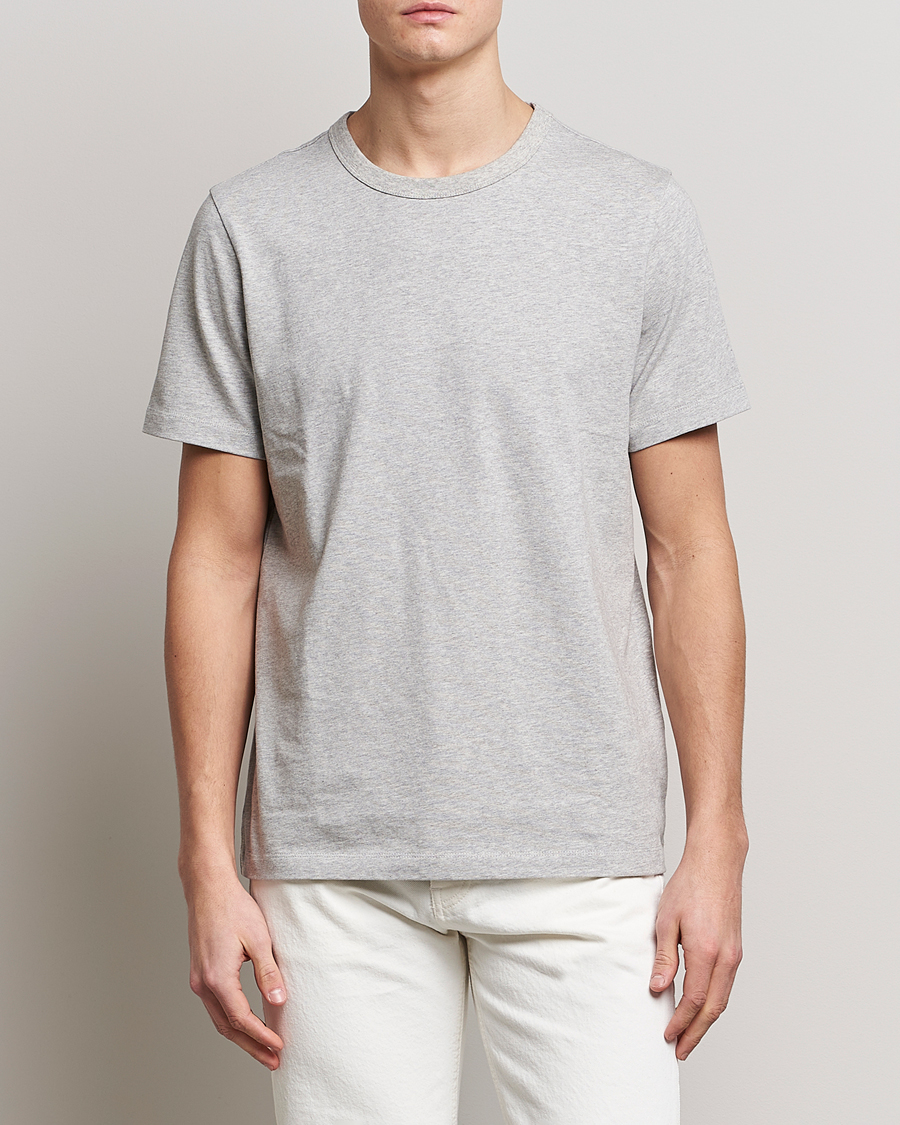 Mies | Lyhythihaiset t-paidat | A Day\'s March | Heavy Tee Grey Melange
