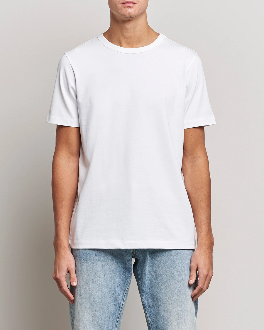Mies | Lyhythihaiset t-paidat | A Day\'s March | Heavy Tee White