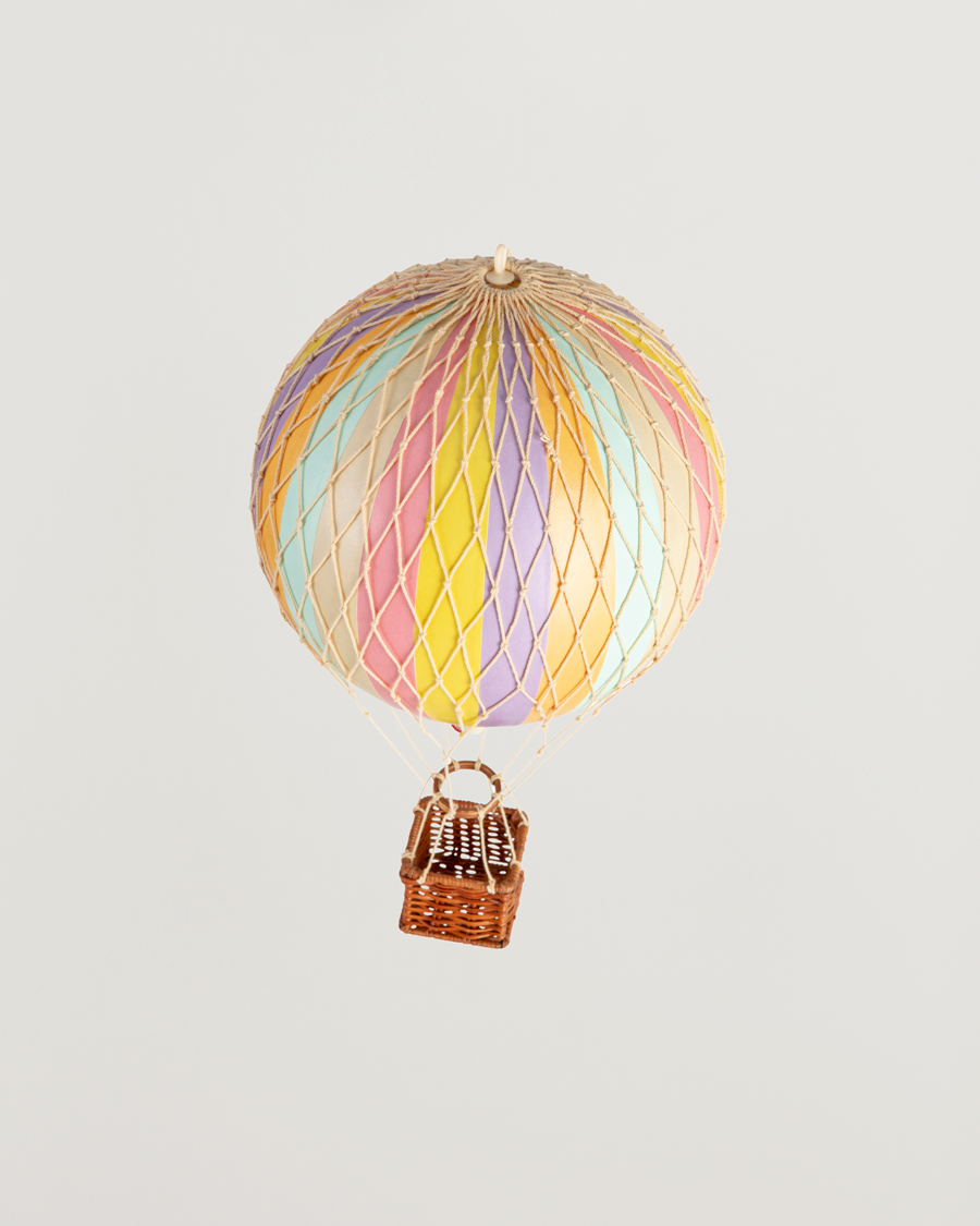 Mies | Koristeet | Authentic Models | Travels Light Balloon Rainbow Pastel