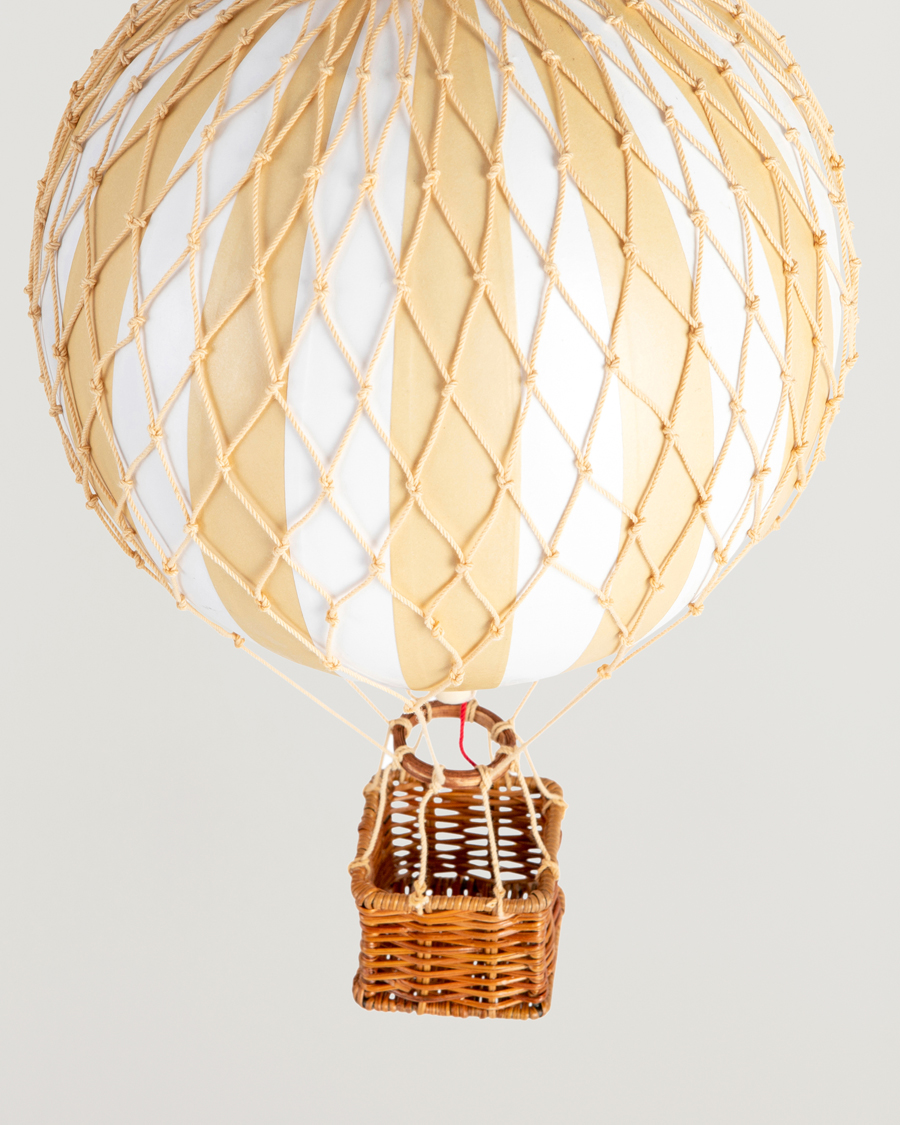 Mies | Koristeet | Authentic Models | Travels Light Balloon White Ivory