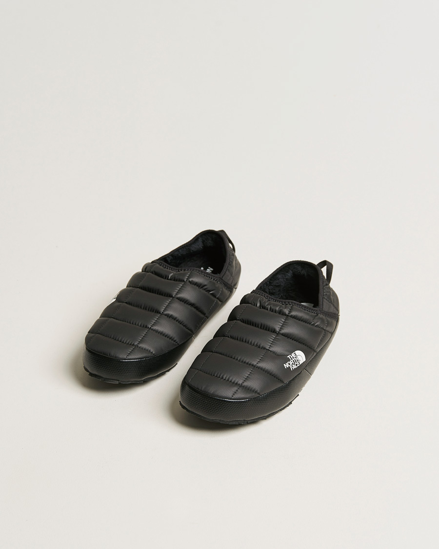 Mies | Vaelluskengät | The North Face | Thermoball Traction Mules Black