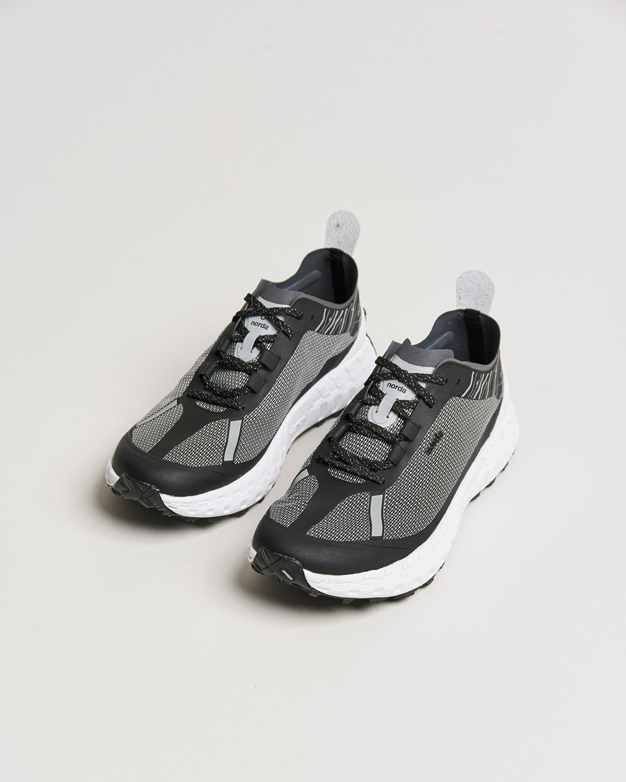 Mies | Kengät | Norda | 001 Running Sneakers Black/White