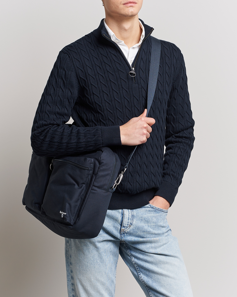 Mies | Asusteet | Barbour Lifestyle | Cascade Multiway Laptop Bag Navy
