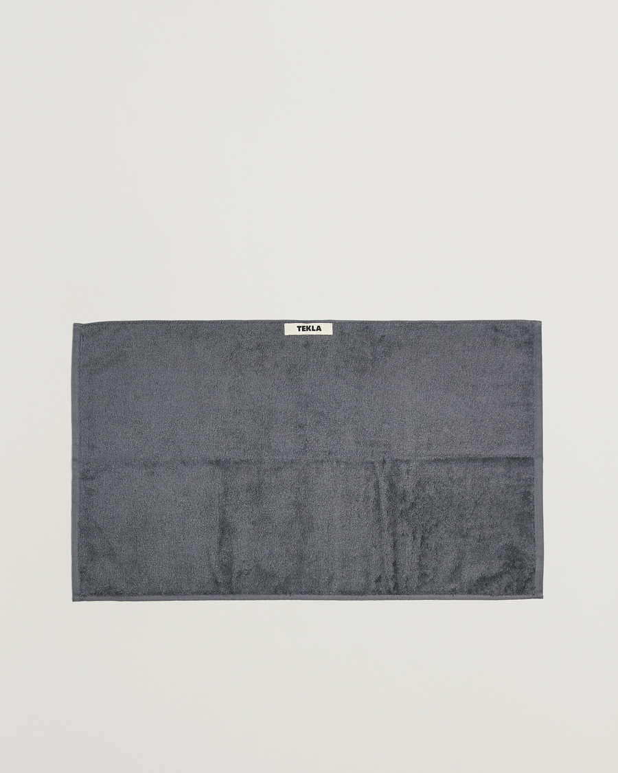 Mies | Tekla | Tekla | Organic Terry Hand Towel Charcoal Grey