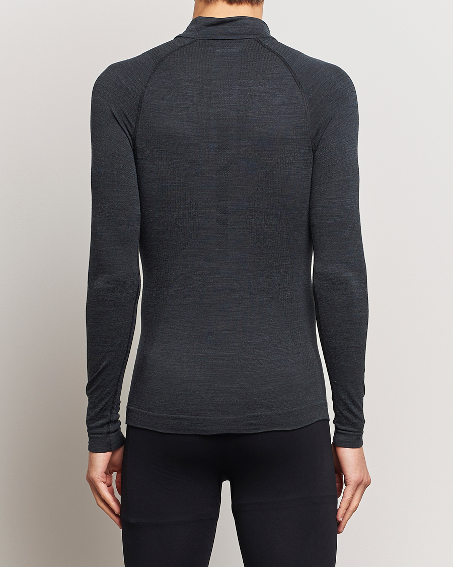 Mies | Puserot | Falke Sport | Falke Long Sleeve Wool Tech half Zip Shirt Black