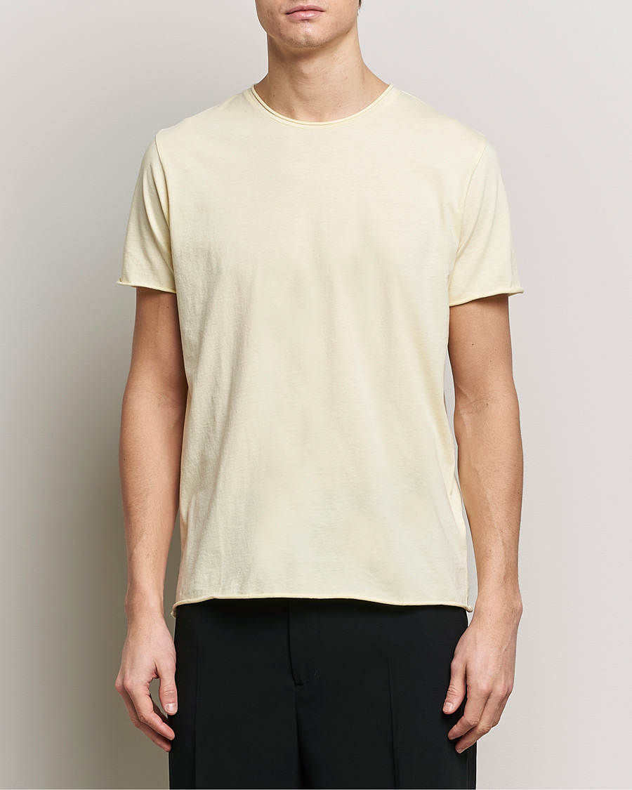 Mies |  | Filippa K | Roll Neck Crew Neck T-Shirt Soft Yellow