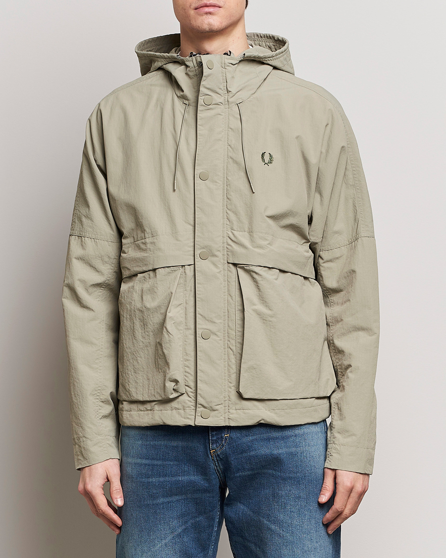 Mies | Fred Perry | Fred Perry | Cropped Ripstop Hooded Jacket Warm Grey