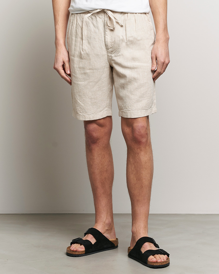 Mies | KnowledgeCotton Apparel | KnowledgeCotton Apparel | Loose Linen Shorts Light Feather Gray
