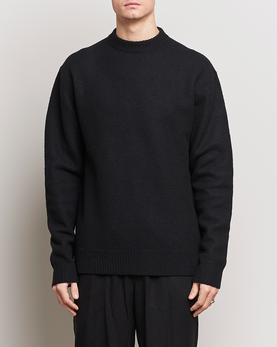 Mies | O-aukkoiset neulepuserot | Jil Sander | Lightweight Merino Wool Sweater Black