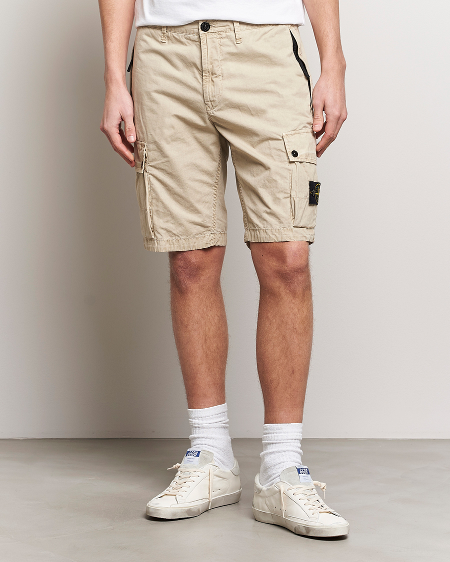 Mies |  | Stone Island | Brushed Cotton Canvas Cargo Shorts Sand