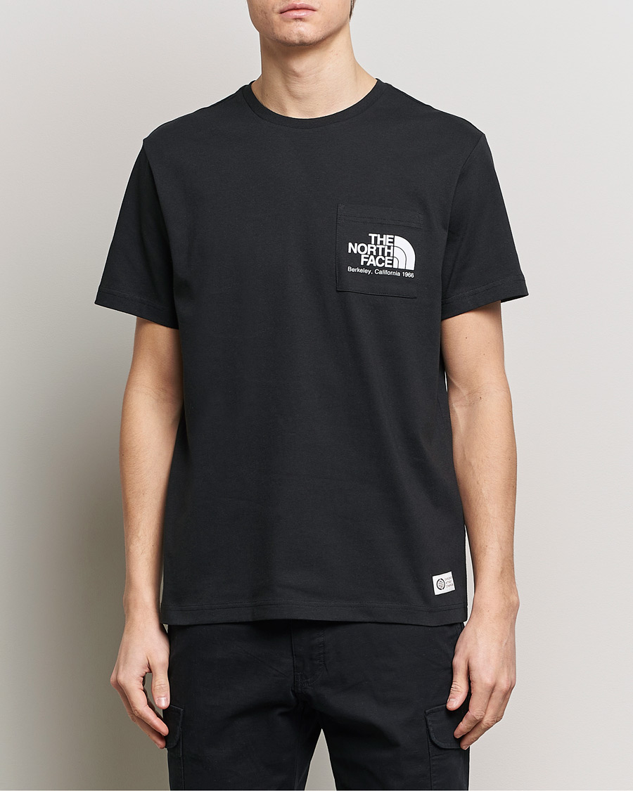 Mies | Mustat t-paidat | The North Face | Berkeley Pocket T-Shirt Black