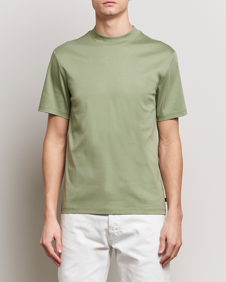 Mies | Vaatteet | J.Lindeberg | Ace Mock Neck T-Shirt Oil Green