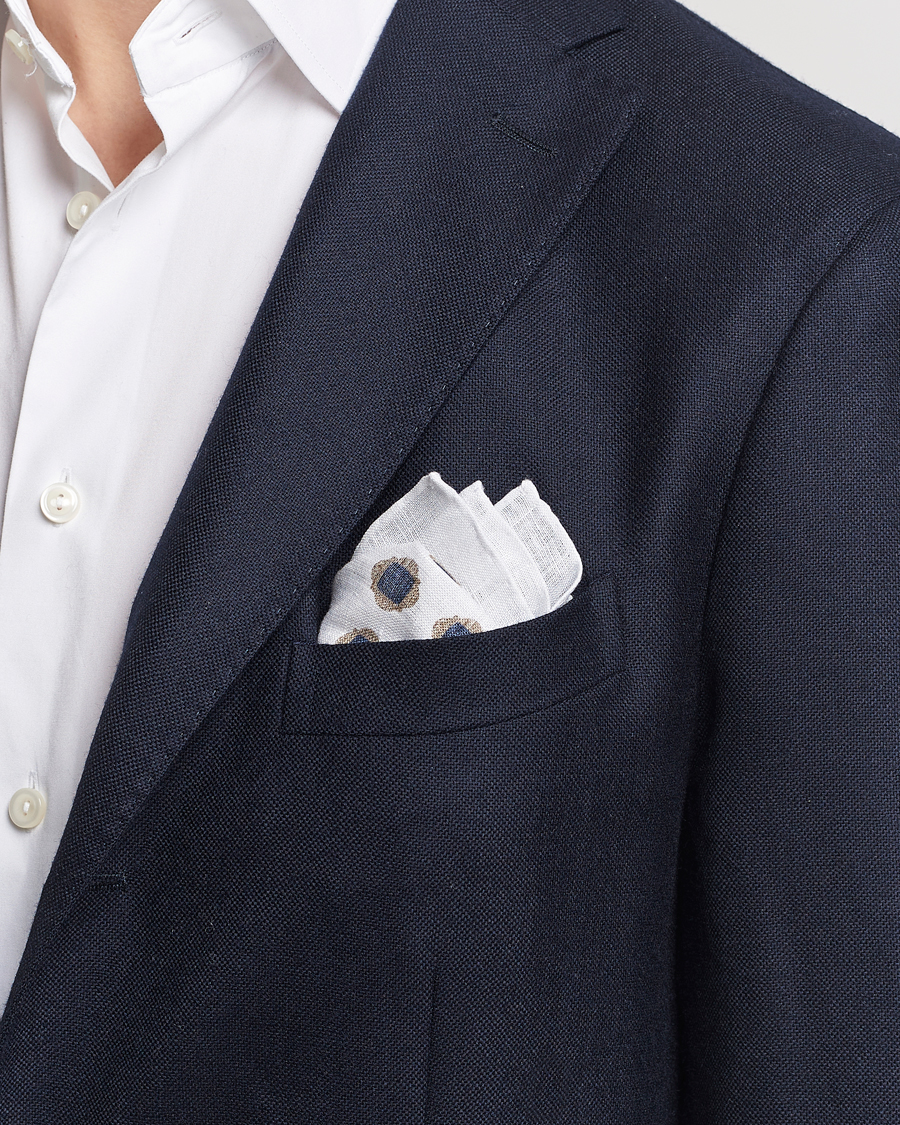 Mies |  | Amanda Christensen | Linen Printed Medallion Pocket Square White