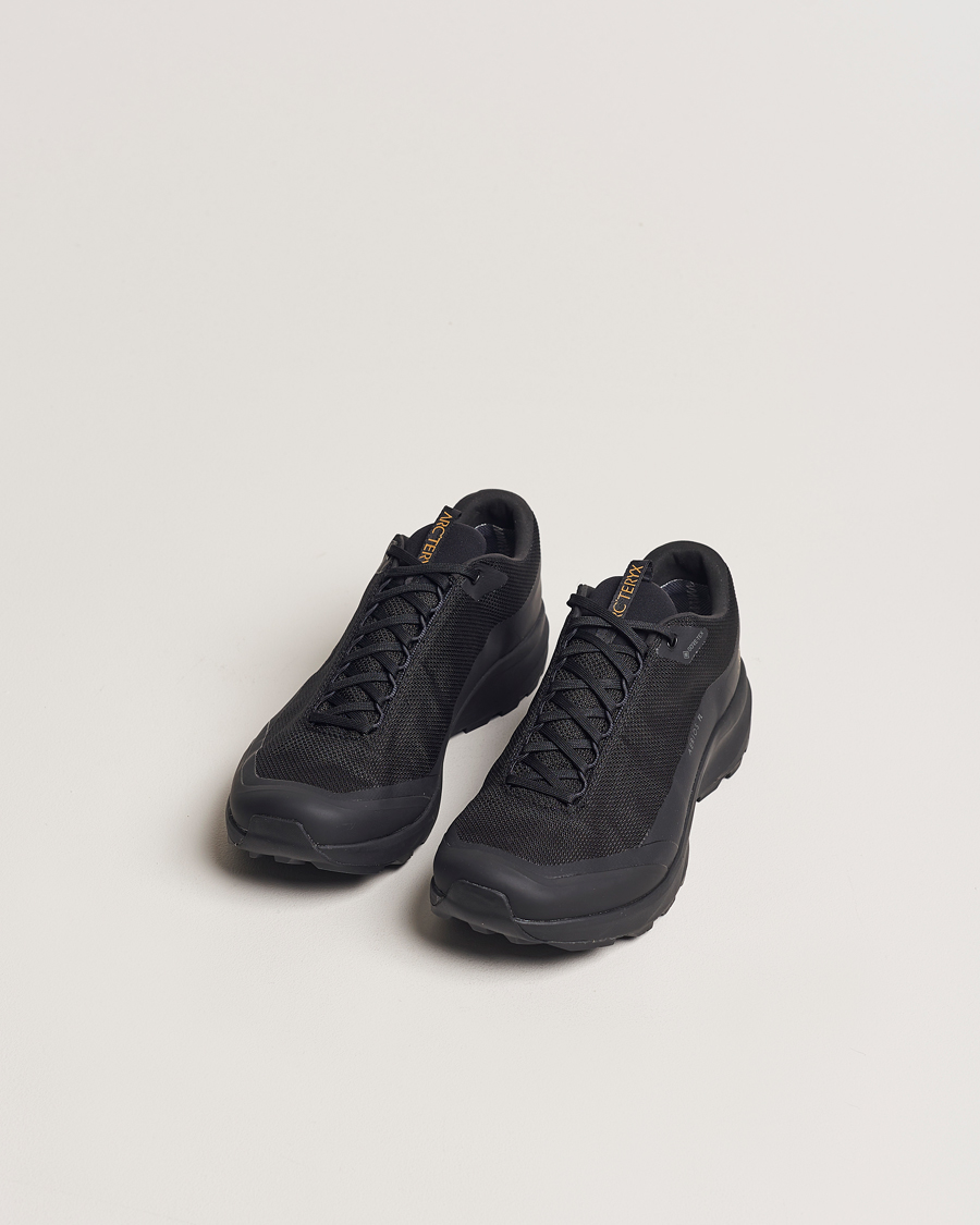 Mies | Mustat tennarit | Arc\'teryx | Aerios FL 2 Gore-Tex Sneakers Black