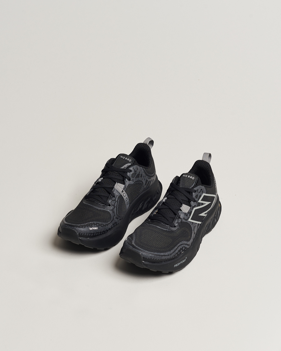 Mies | Active | New Balance Running | Fresh Foam X Hierro v8 Black