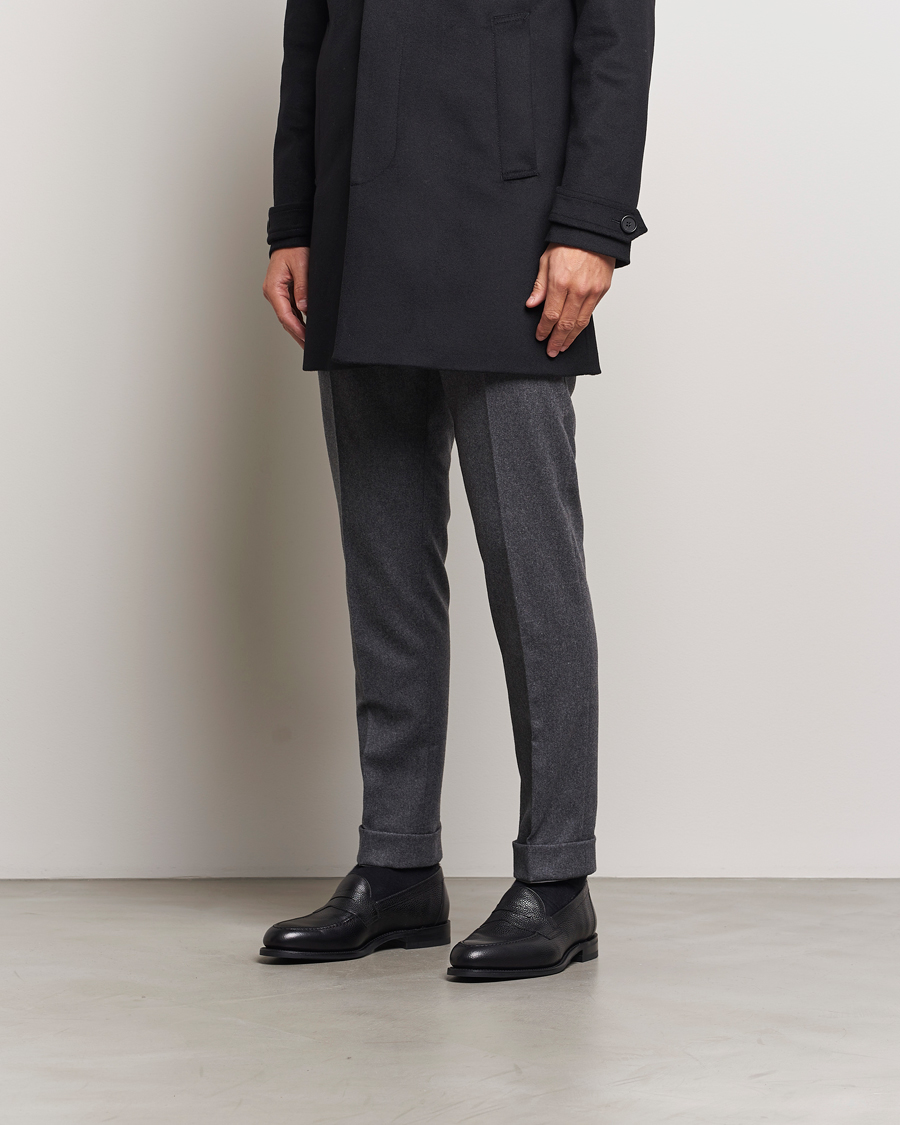 Mies | Loaferit | Loake Shoemakers | Loake 1880 Imperial Grained Penny Loafer Black