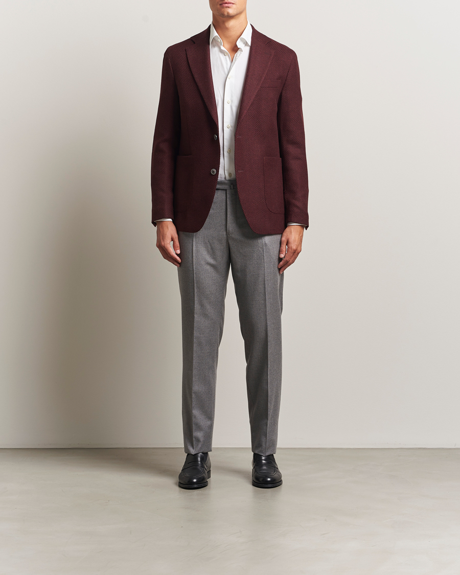 Mies | Pikkutakit | Oscar Jacobson | Fogerty Patch Structured Wool Blazer Wine