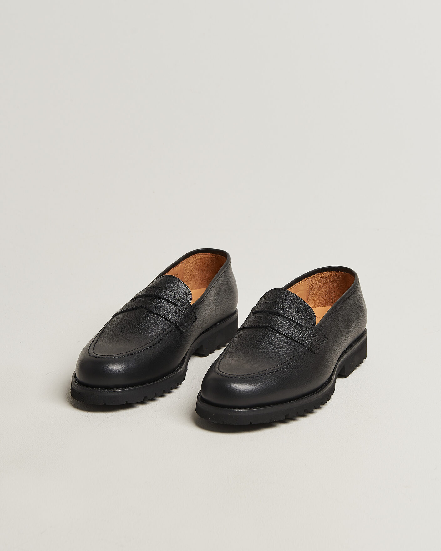 Mies | Loaferit | Myrqvist for Care of Carl | Myrqvist Stenhammar II Vibram Loafer Black Grained Calf