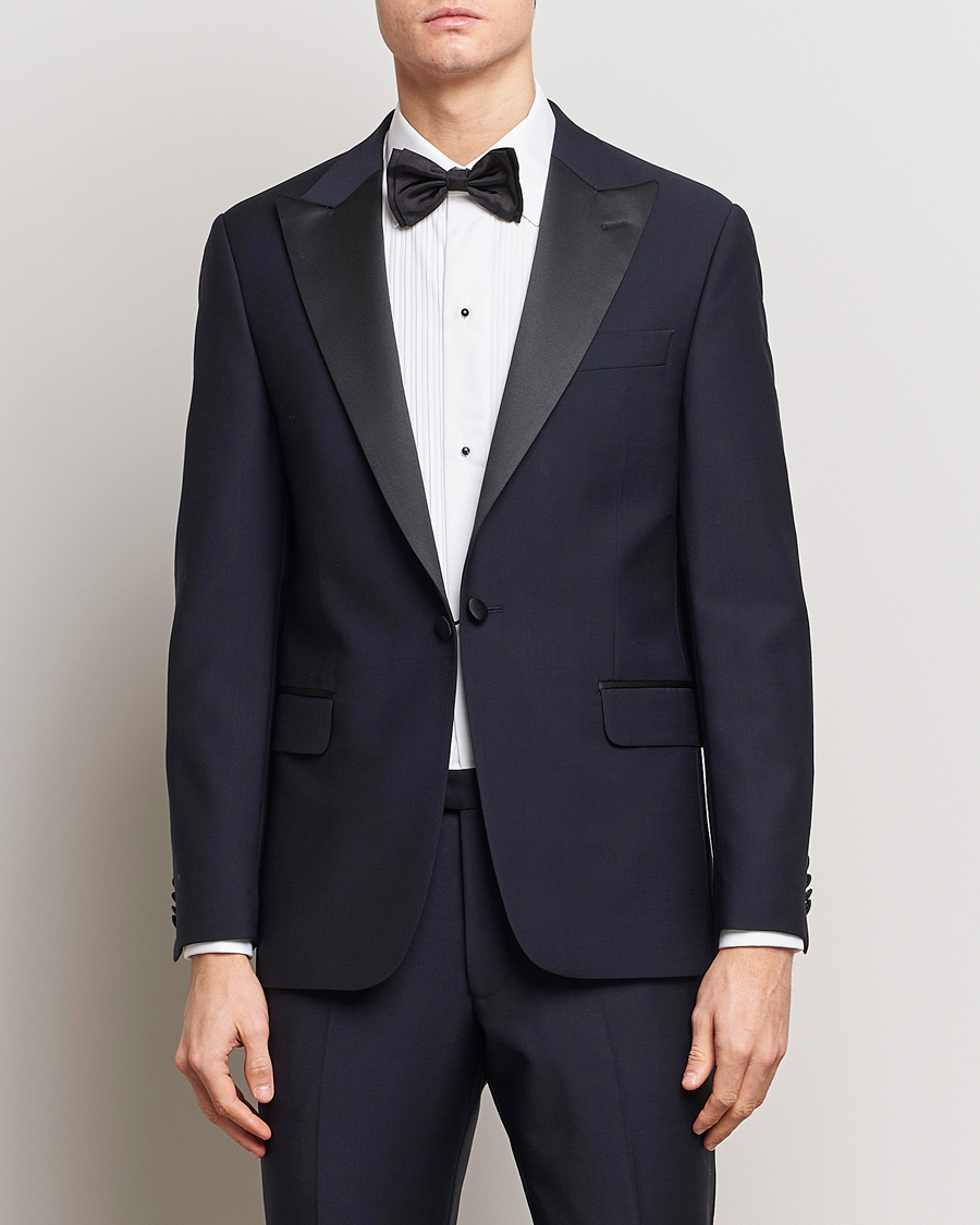 Mies | Smokit | Oscar Jacobson | Frampton Wool Tuxedo Suit Navy
