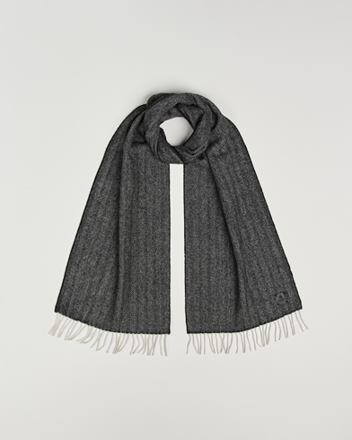 Amanda Christensen Wool Herringbone Scarf Black – Musta