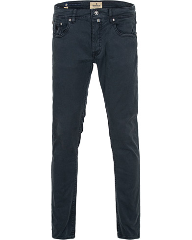 plt curve jeans