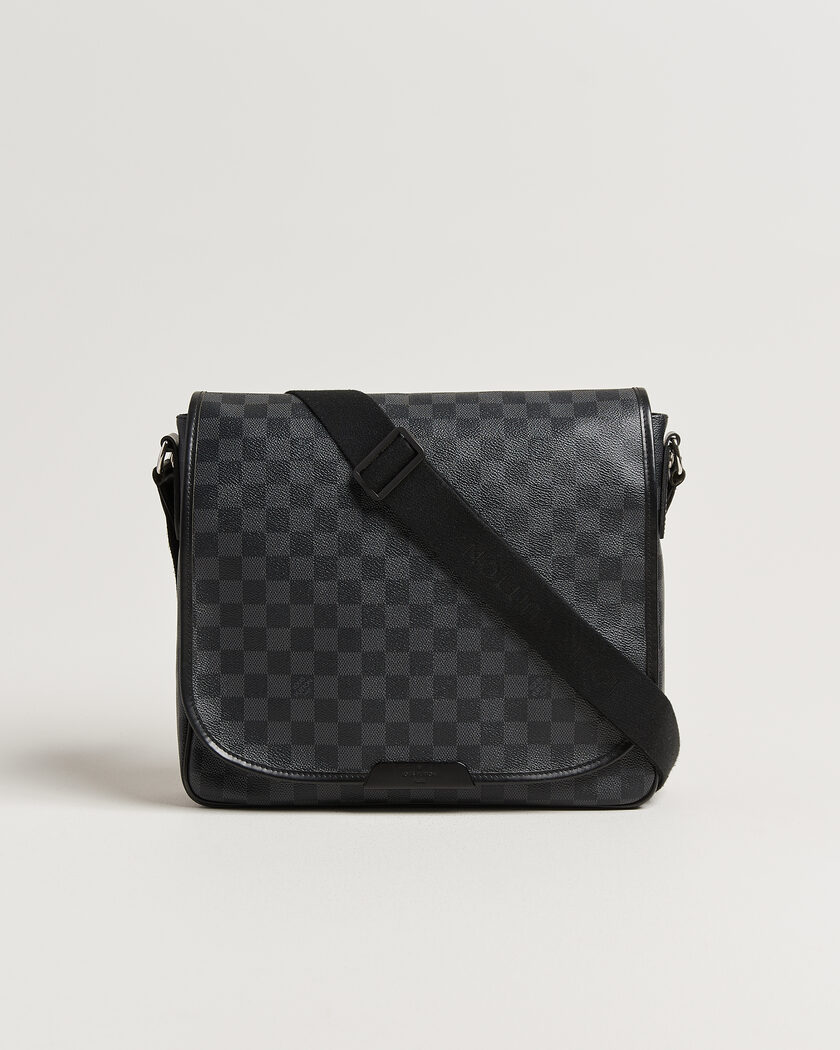 Louis Vuitton Pre-Owned Daniel MM Shoulder Bag Damier Graphite – Harmaa