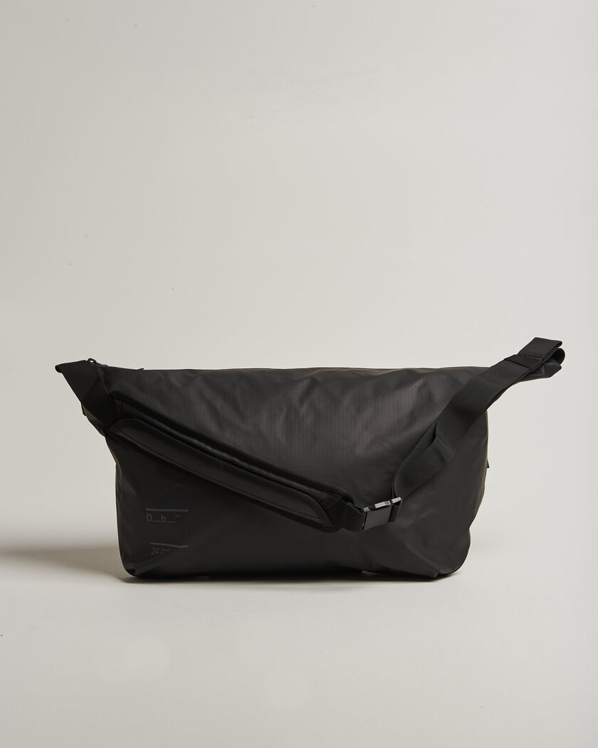 DB Ramverk Pro Sling Bag 24L Black Out – Musta