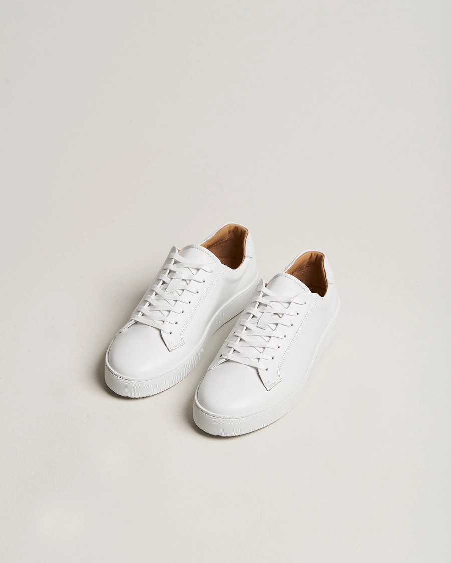 Mies | Valkoiset tennarit | Tiger of Sweden | Salas Leather Sneaker White