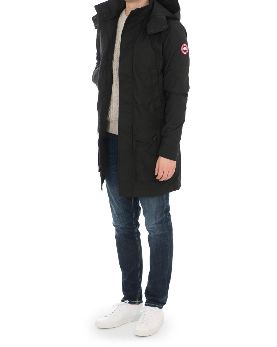 Canada Goose Crew Trench Black osoitteesta CareOfCarl.fi