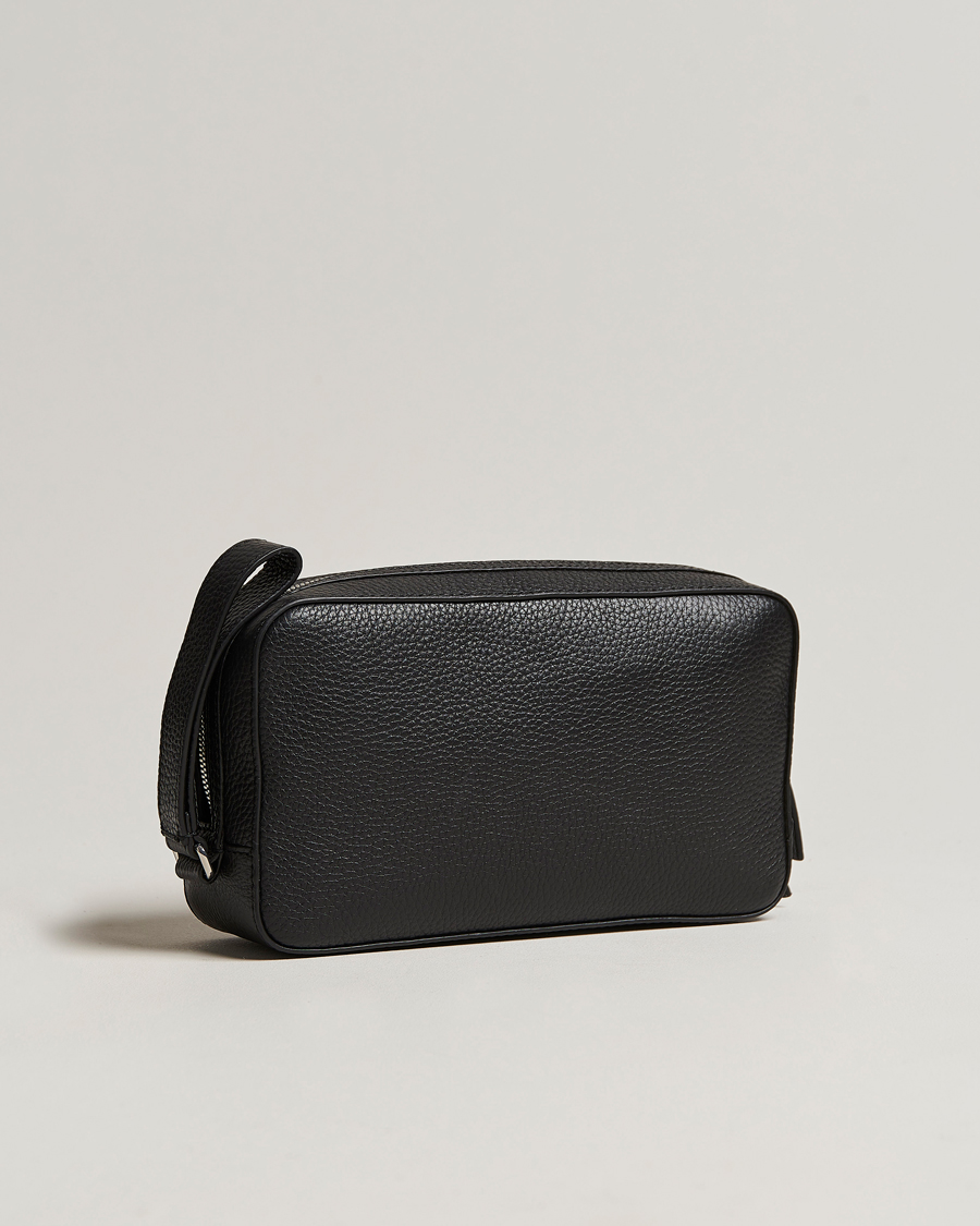 Mies |  | Tiger of Sweden | Wes Grained Leather Toilet Bag Black