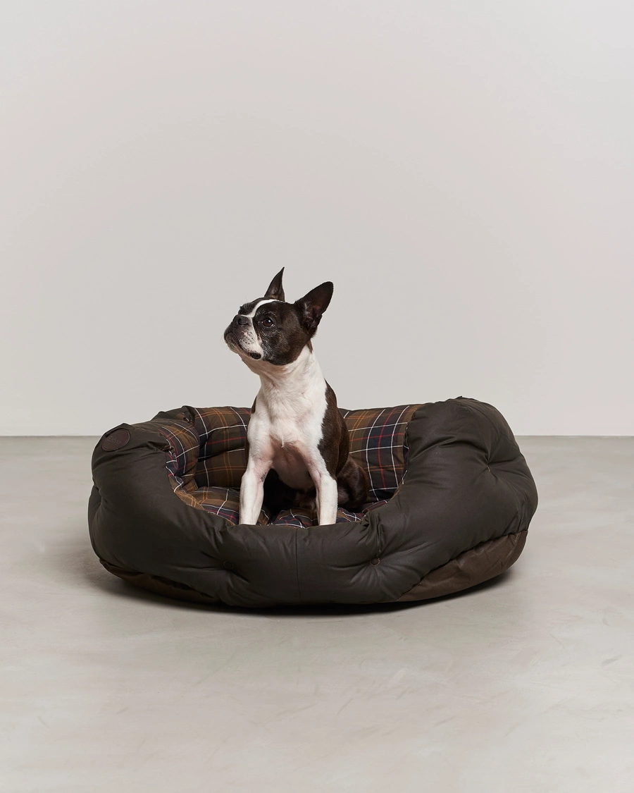 Mies | Barbour | Barbour Lifestyle | Wax Cotton Dog Bed 30' Olive