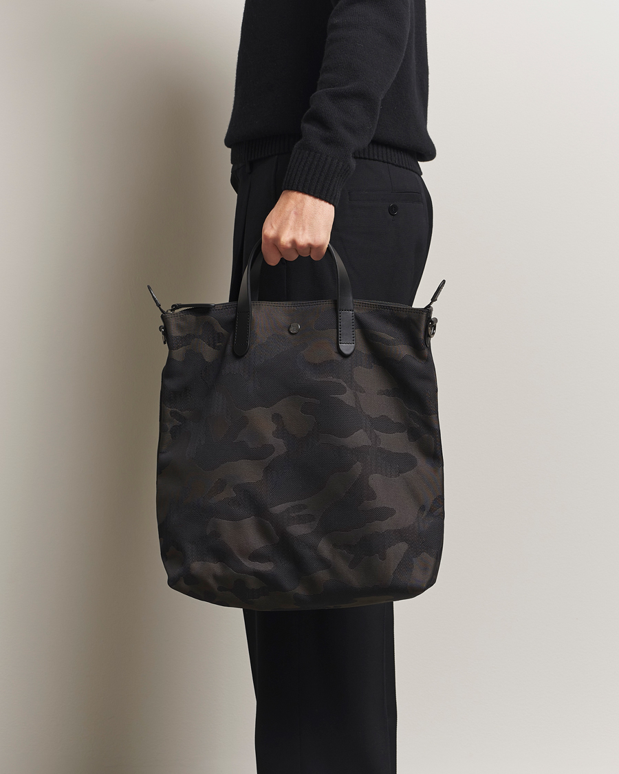 Mies | Laukut | Mismo | M/S Canvas Shopper Into The Deep/Black