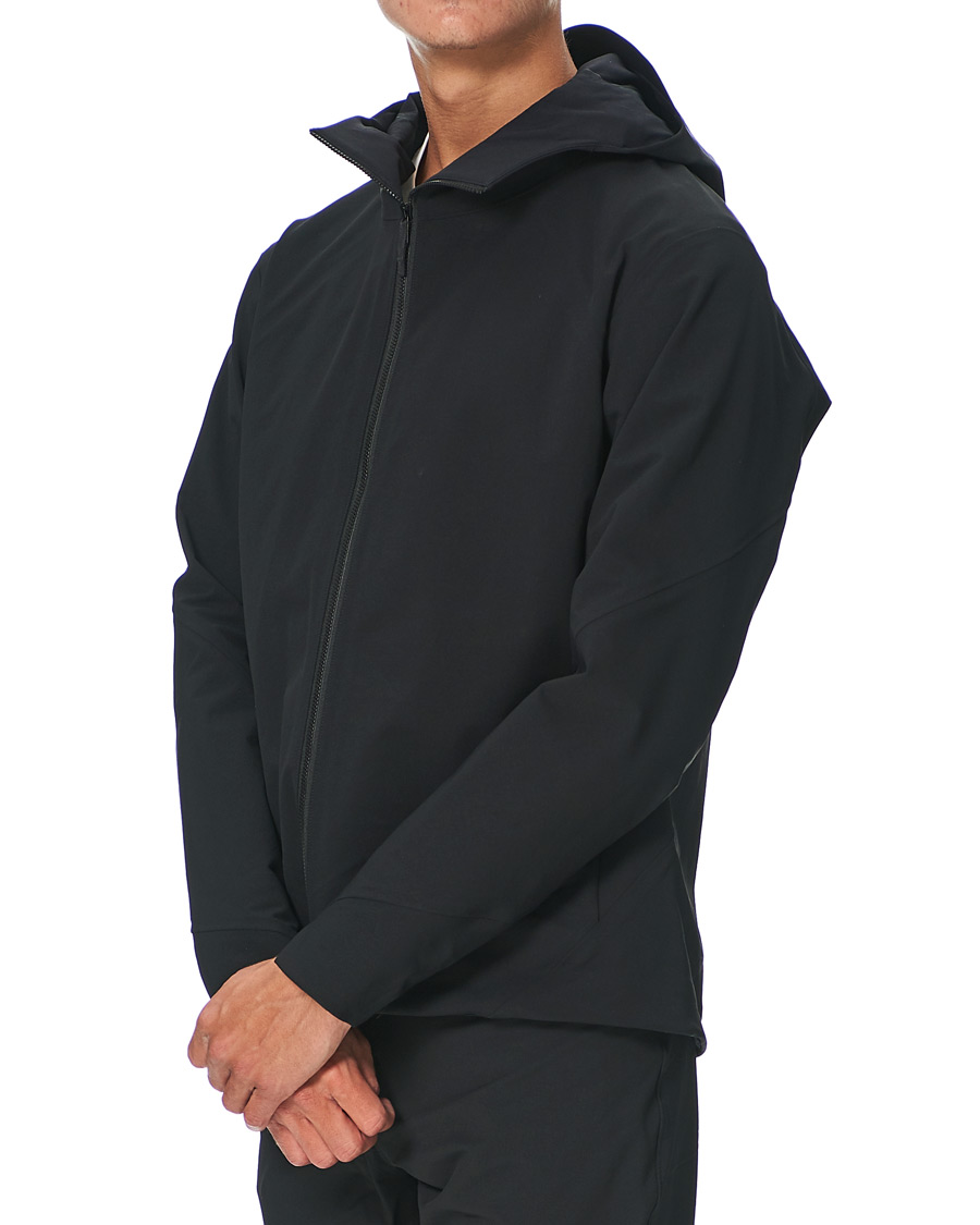 Arc'teryx Veilance Isogon MX Hooded Jacket Black osoitteesta