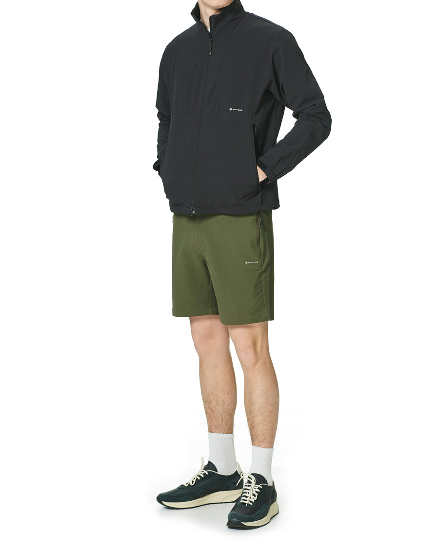 Snow Peak DWR Comfort Shorts Olive osoitteesta CareOfCarl.fi