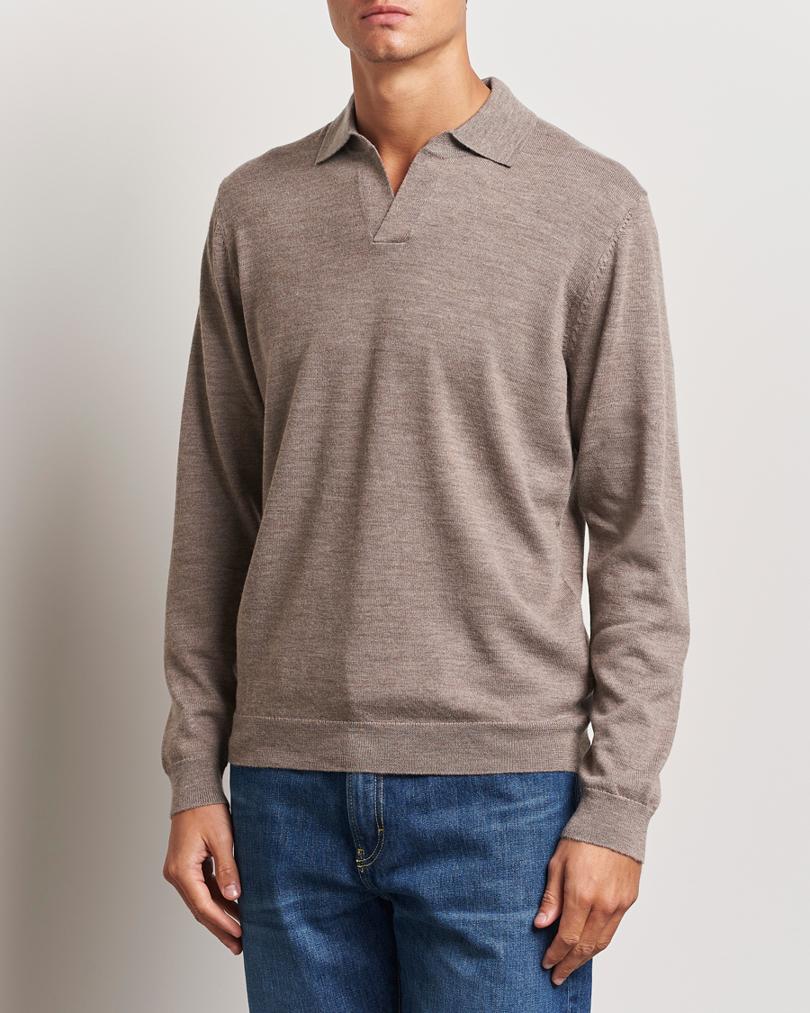 Mies | Puserot | A Day\'s March | Manol Open Collar Merino Polo Taupe Melange