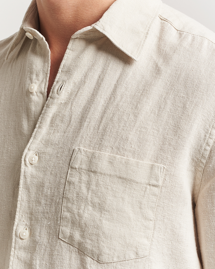 Mies | Kauluspaidat | A Day's March | Abu Linen Shirt Sand