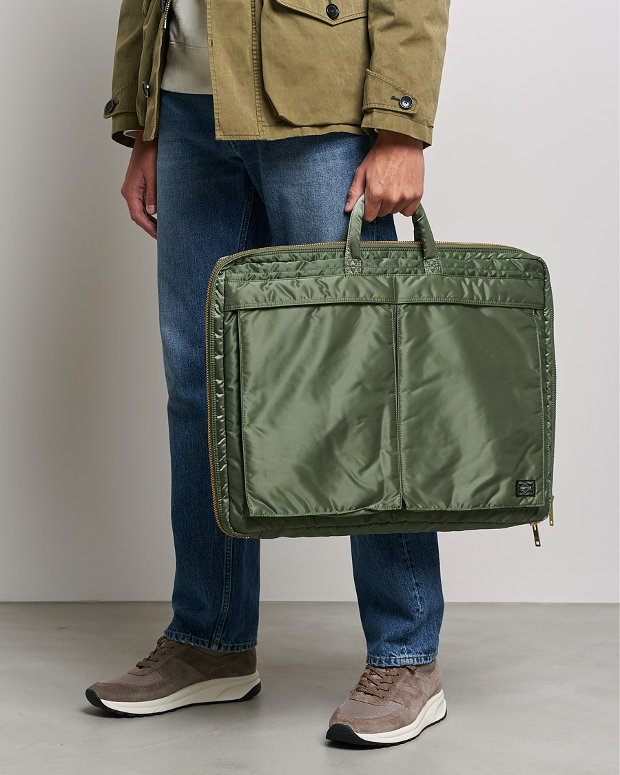 Mies | Asusteet | Porter-Yoshida & Co. | Tanker Garment Bag Sage Green