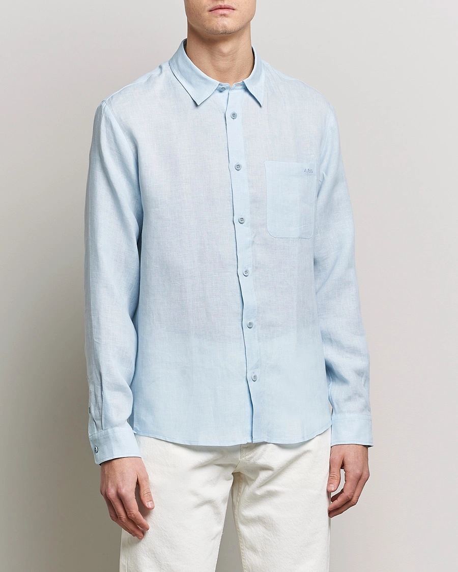 Mies | Pellavan paluu | A.P.C. | Cassel Linen Shirt Light Blue