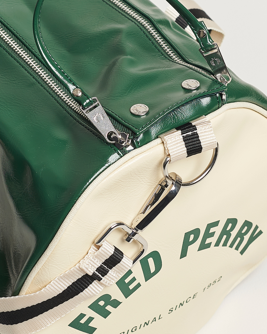 Mies | Fred Perry Classic Barrel Bag Tartan Green | Fred Perry | Classic Barrel Bag Tartan Green
