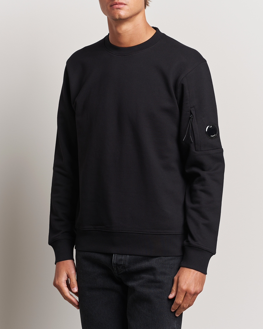 Mies | Puserot | C.P. Company | Diagonal Raised Fleece Lens Sweatshirt Black