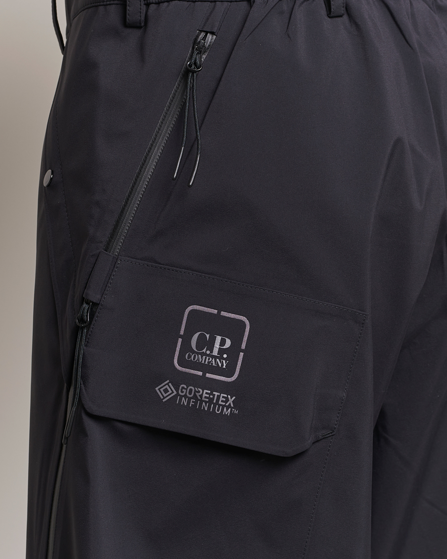 Mies | Housut | C.P. Company | Metropolis GORE-TEX Infinium Shell Cargo Pants Black