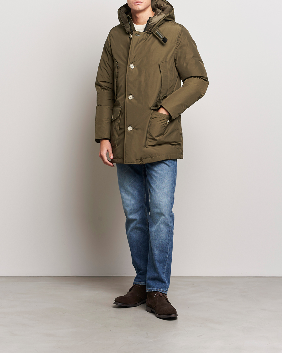 Mies | Takit | Woolrich | Arctic Parka No Fur Dark Green