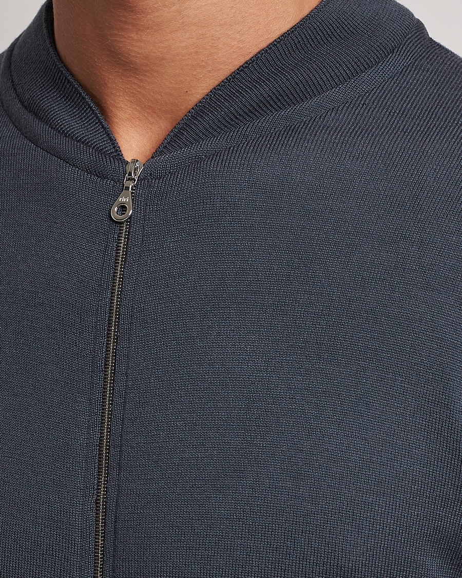 Mies | Puserot | John Smedley | Maclean Extra Fine Merin Full Zip Slate Grey